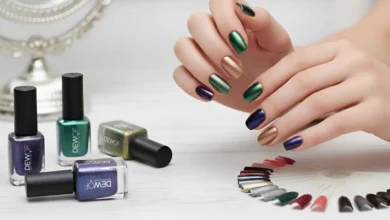 Cat Eye Nail Polish: The Shimmering Secret Every Nail Lover Needs 24 Cat eye nail polish showing magnetic shimmer effect on nails, with glowing stripe and vibrant colors for trendy manicures